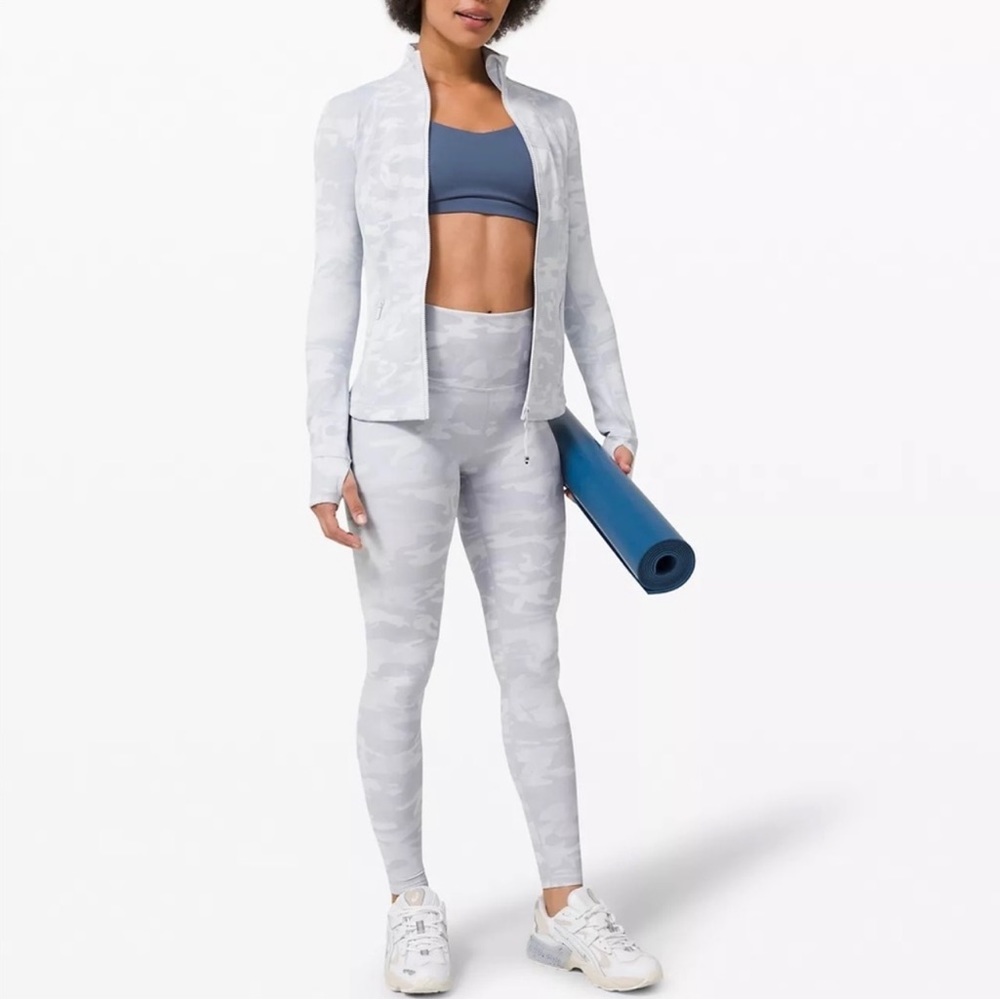 LULULEMON Wunder Under HR Tight 25” Luxtreme